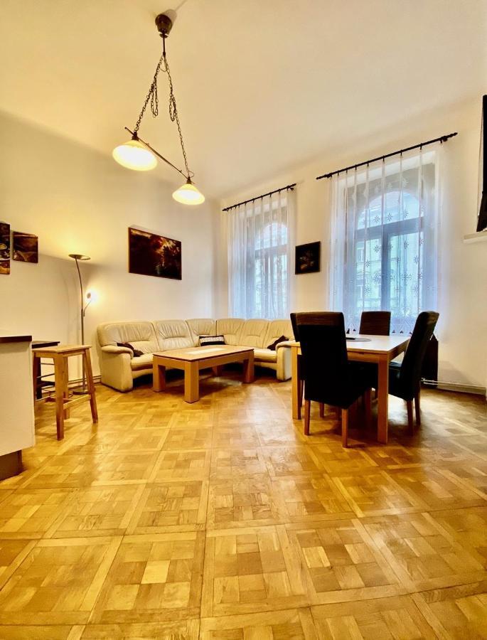 Apartamento Spacious Cozy In Centre Praga