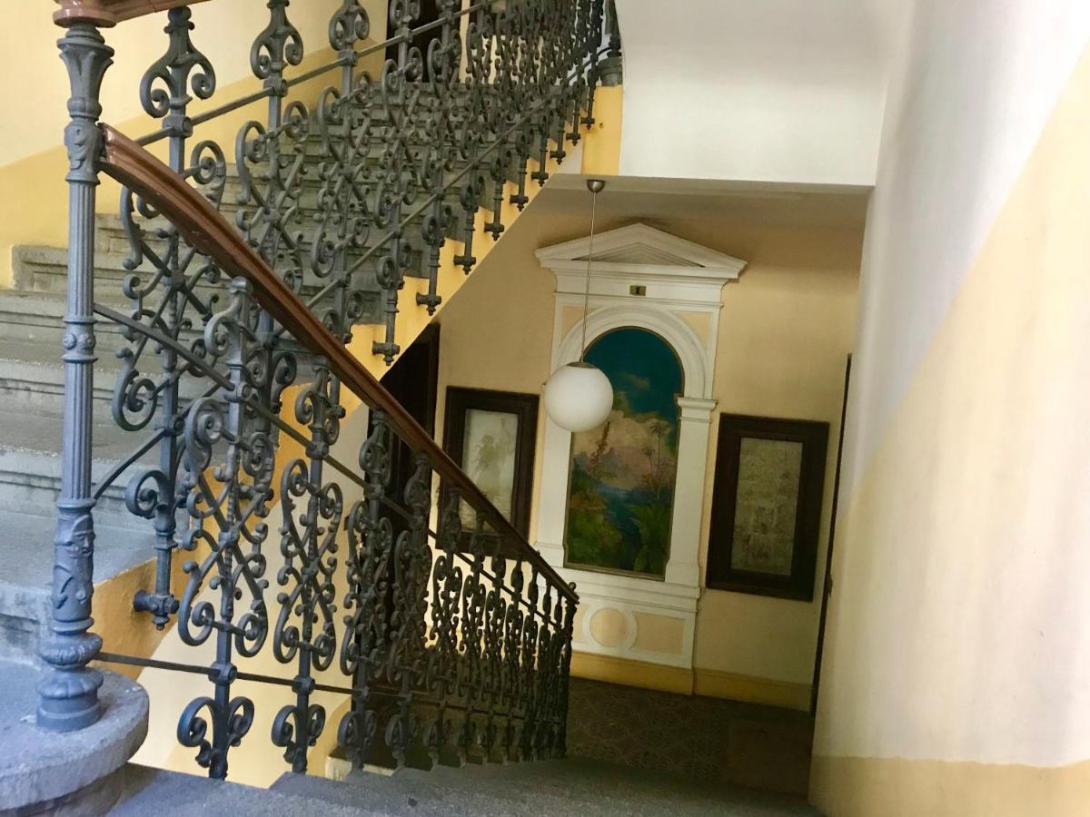Apartamento Spacious Cozy In Centre Praga